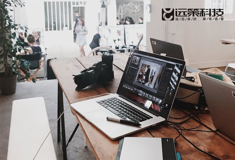 制作設計企業(yè)網(wǎng)站